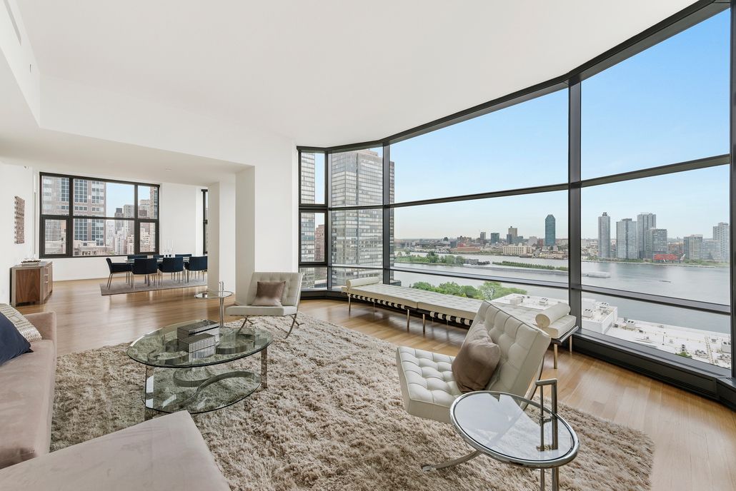 50 United Nations Plaza 345 East 46th Street Turtle Bay condos for